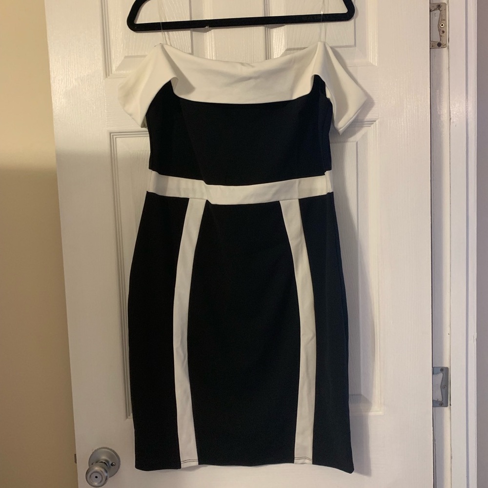 New with tags! Fashion nova dress‼️Not For Sale‼️